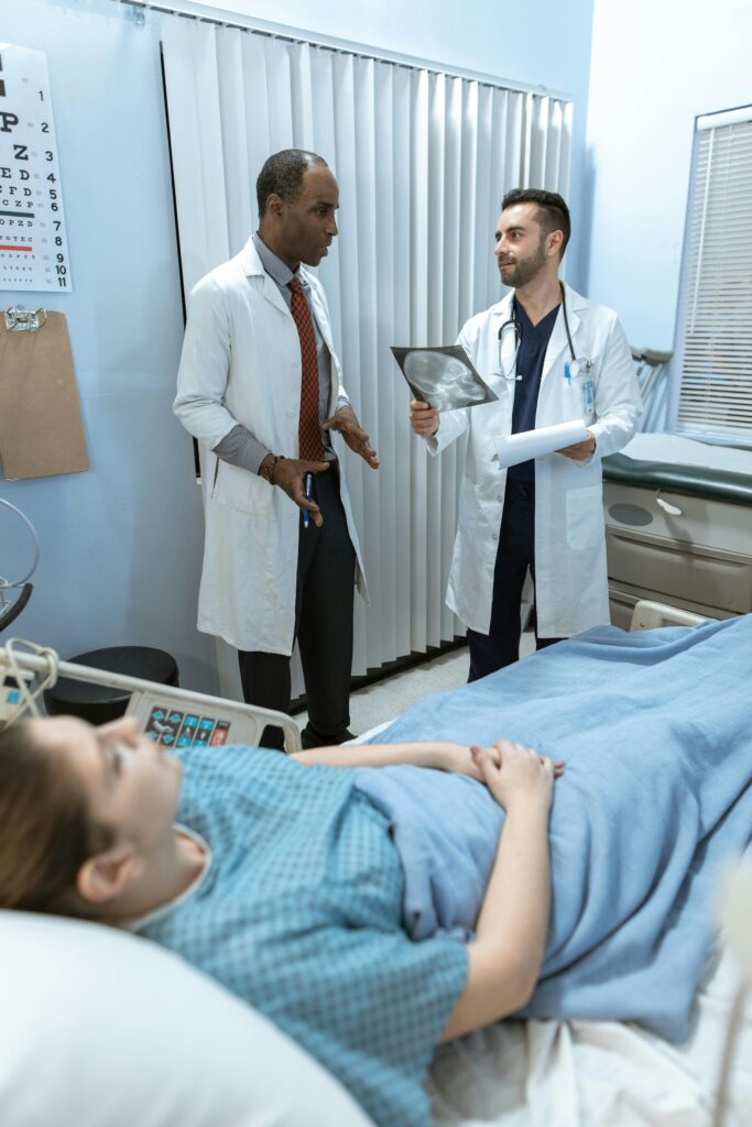  veteran talking to a healthcare professional